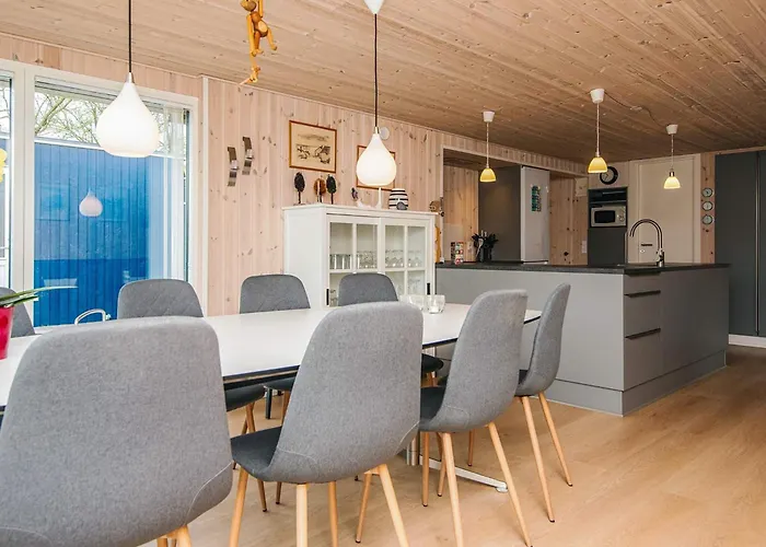 6 Person In Hébergement de vacances Ulfborg